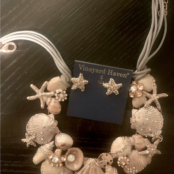 Seashell necklace set - Picture 1 of 2